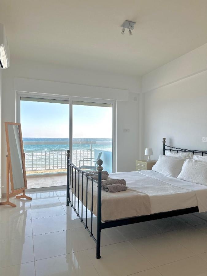 Sayers Beachfront Villa Περβόλια Εξωτερικό φωτογραφία